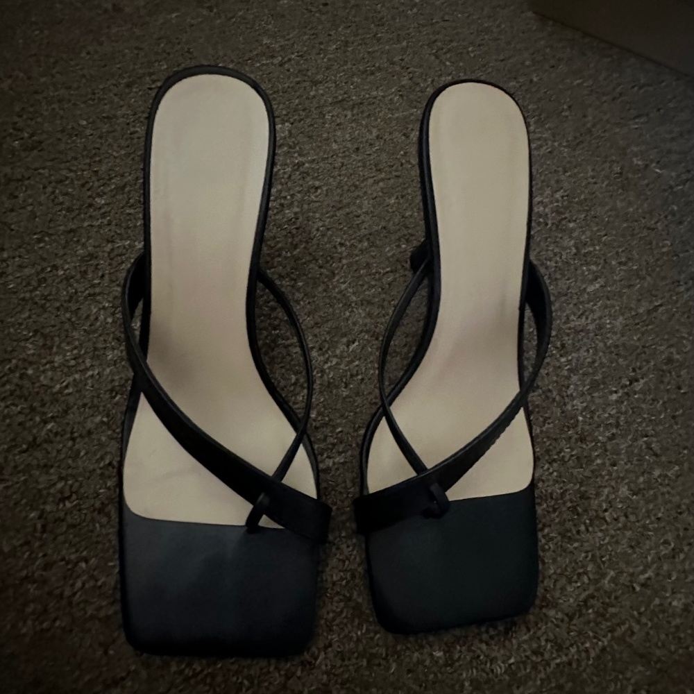 Black heel